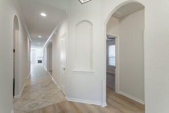 Building Photo - 7 Deer River Cir