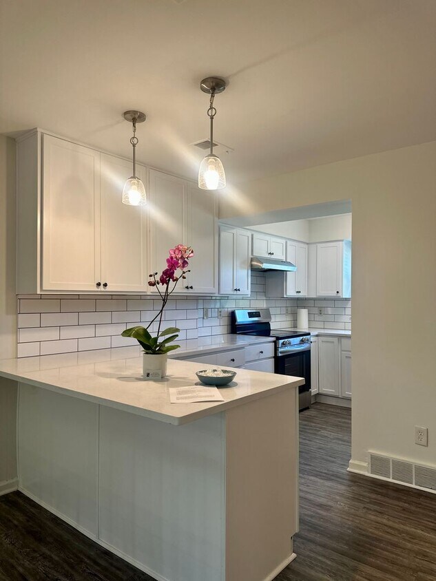Foto principal - 185 S. Eagle Creek