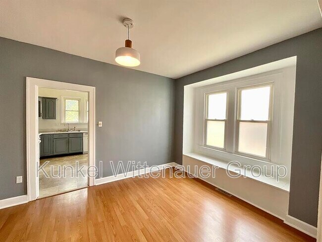 Building Photo - 515 N Jackson St