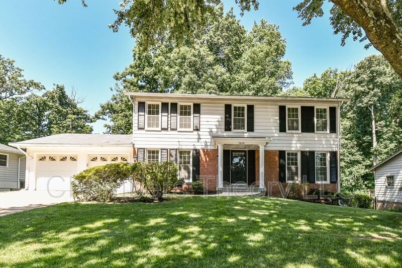 Primary Photo - 5012 Sideburn Rd