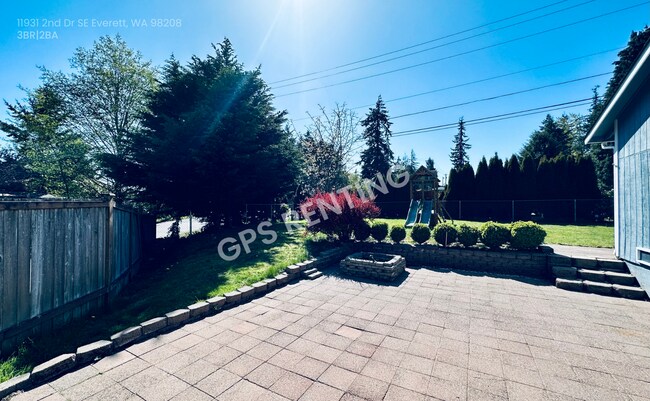 Foto del edificio - 11931 2nd Dr SE