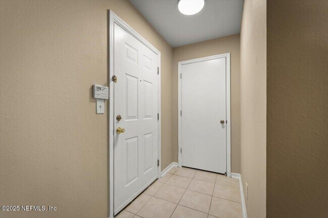 Foto del edificio - 7701 Timberlin Park Blvd