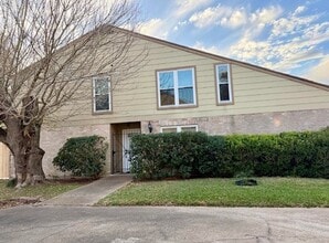 Building Photo - 14203 Briarsage Ct