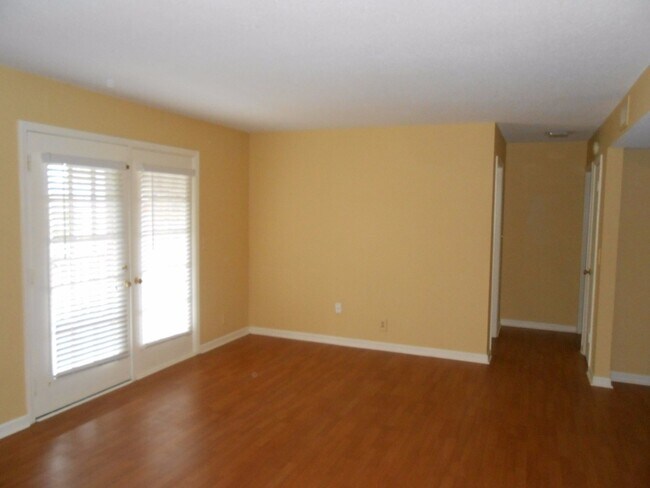 Foto del edificio - 1br/1ba condo with everything you need! Am...