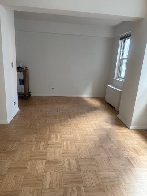 Building Photo - 100 W 57th St