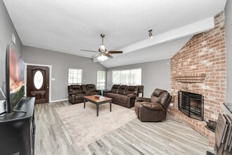 Building Photo - 11031 Kirkmead Dr