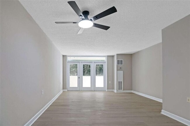 Foto del edificio - 375 Ralph McGill Blvd NE