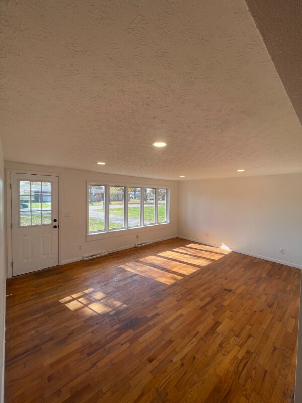 Foto del edificio - 218 Mouser St