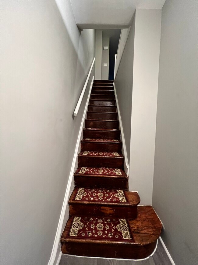 Foto del edificio - 1218 Cottman Ave