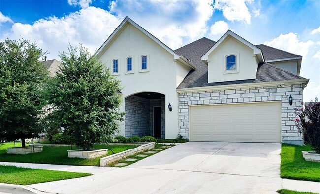 Foto del edificio - 813 Sunny Ridge Dr