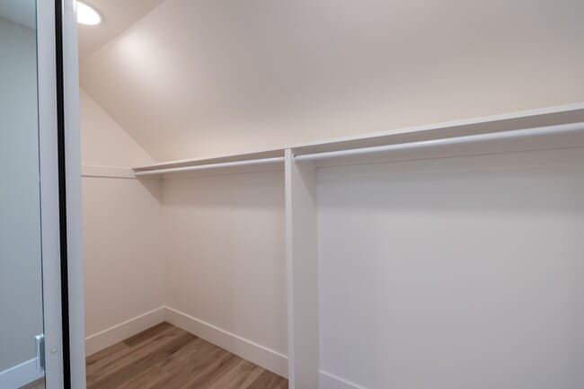 Photo - 933 University Ave Townhome