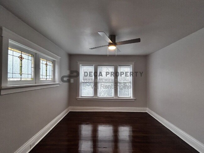 Foto del edificio - 2856 Shenandoah Ave