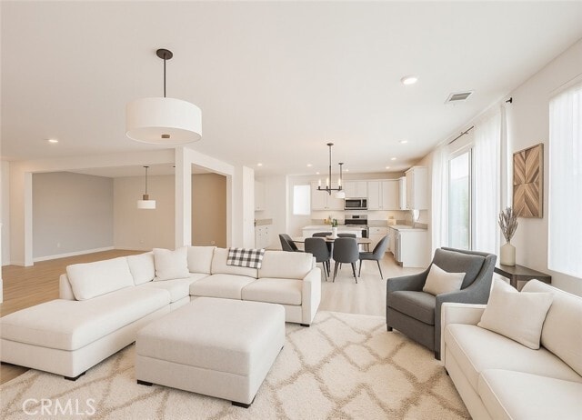 Building Photo - 26414 Valencia Wy