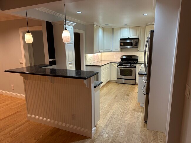 Foto del edificio - 635 Second Ave