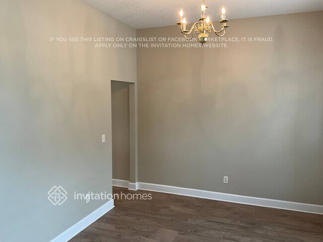 Building Photo - 2312 Bonnie Lakes Dr