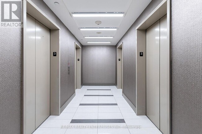 Photo du bâtiment - 4011 Brickstone Mews