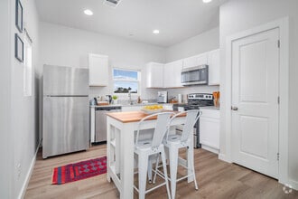 Building Photo - NorthCreek Cottages