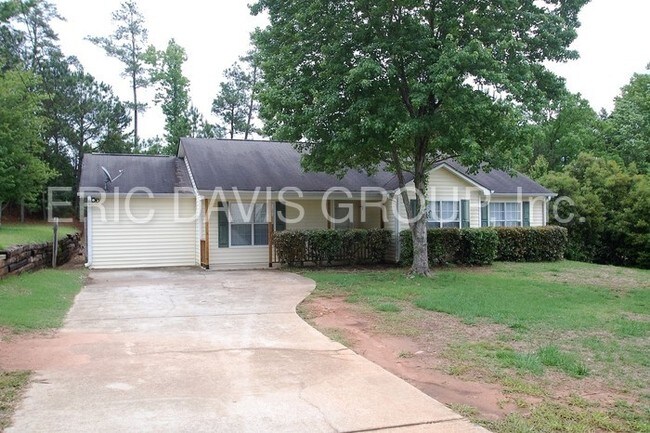 Building Photo - 6317 Amberly Rd
