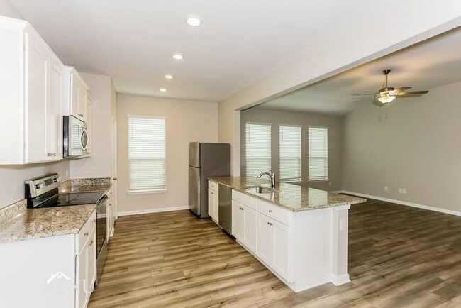 Foto del edificio - 2026 Delta Downs Dr