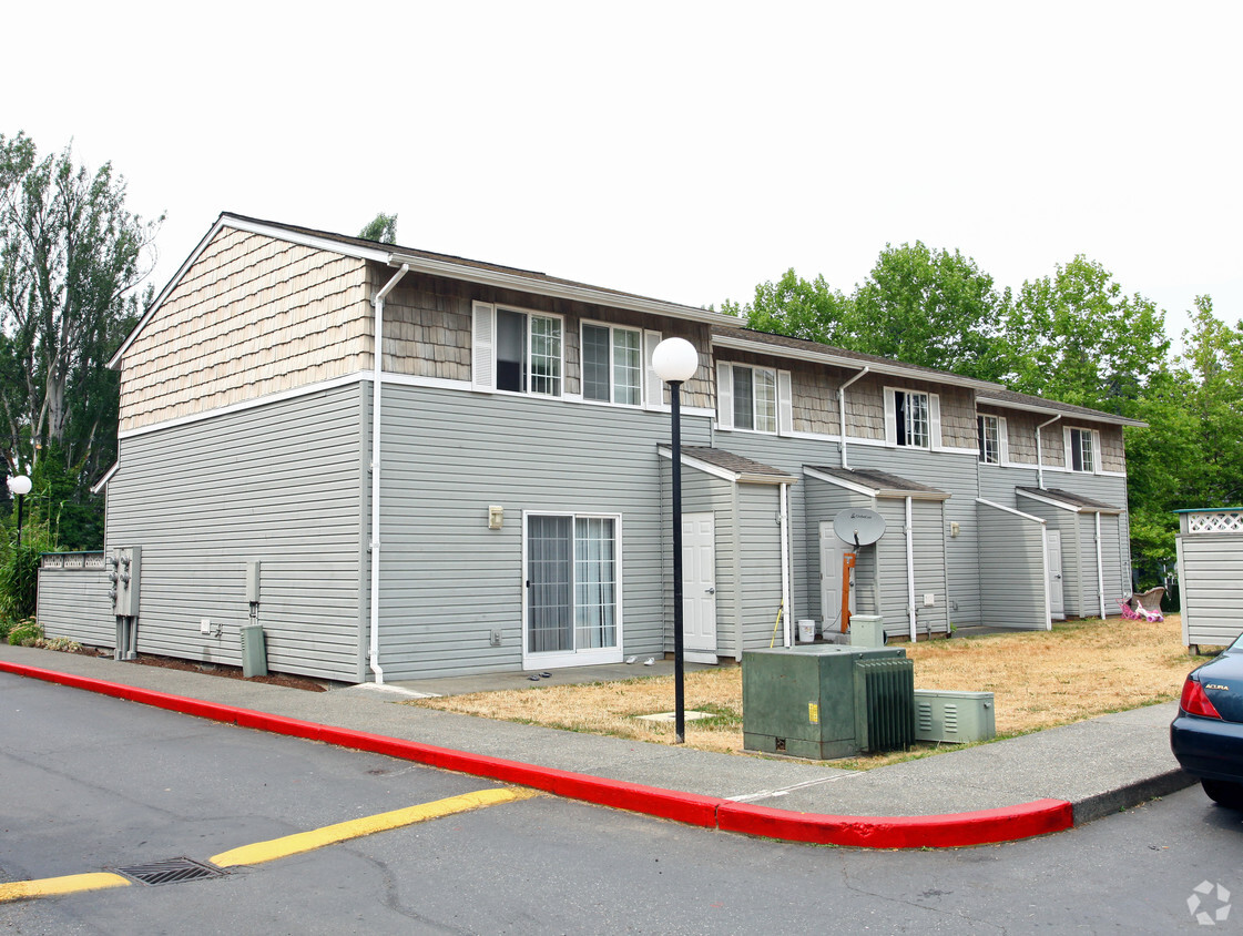 Green Leaf Apartments - Kenmore, WA | Apartments.com