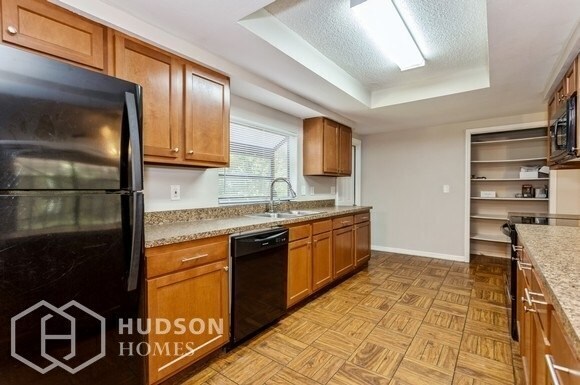 Building Photo - NOW AVAILABLE! - 4720 Coats Rd, Zephyrhill...