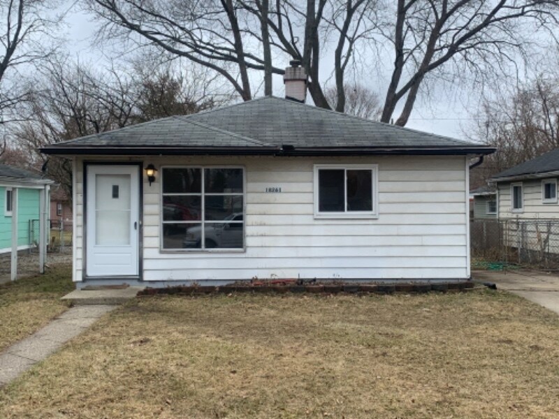 18261 Deering St, Livonia, MI 48152 House Rental in Livonia, MI