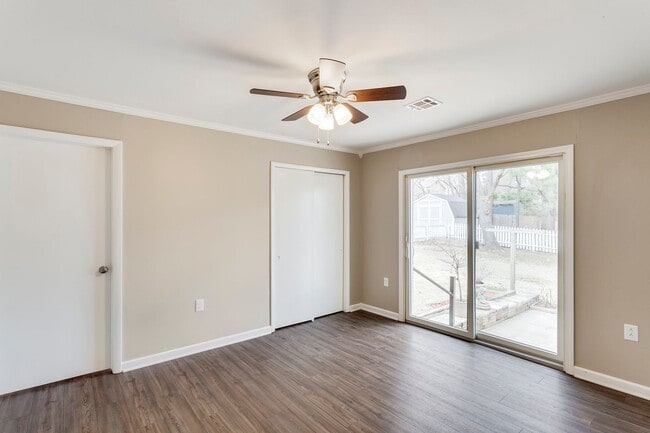 Foto del edificio - 1236 E Township St