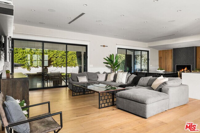 Foto del edificio - 13339 Margate St