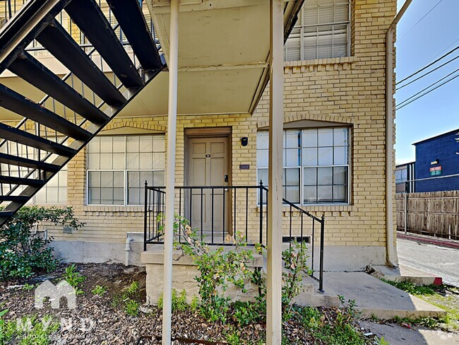 Building Photo - 3624 Parkridge Dr