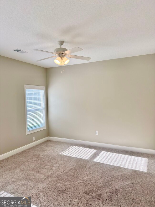 Building Photo - 142 The Villas Wy