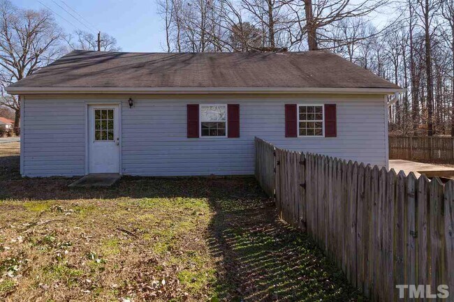 Foto del edificio - 5200 US-70