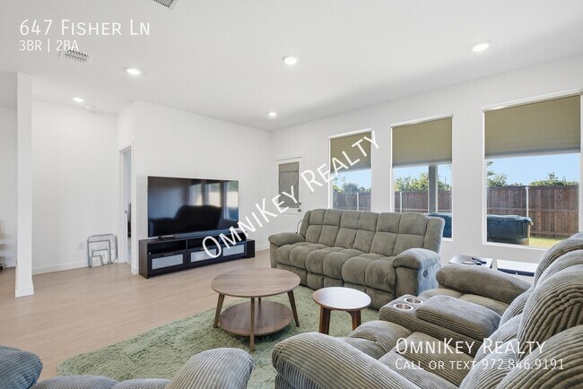 Foto del edificio - 647 Fisher Ln
