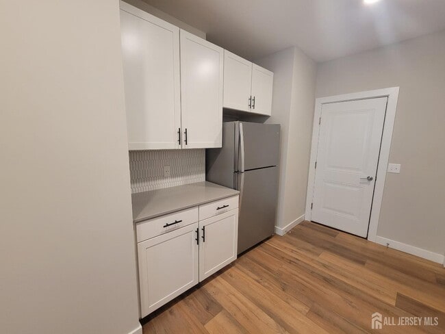 Building Photo - 504 Lasko Ln