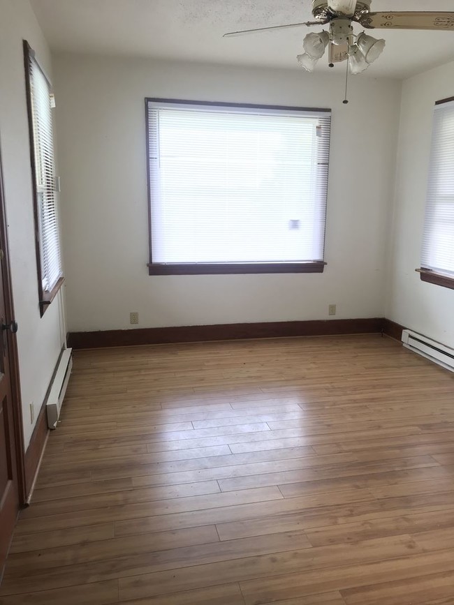 Building Photo - 3 br, 2 bath House - 2084 LONG LEVEL ROAD