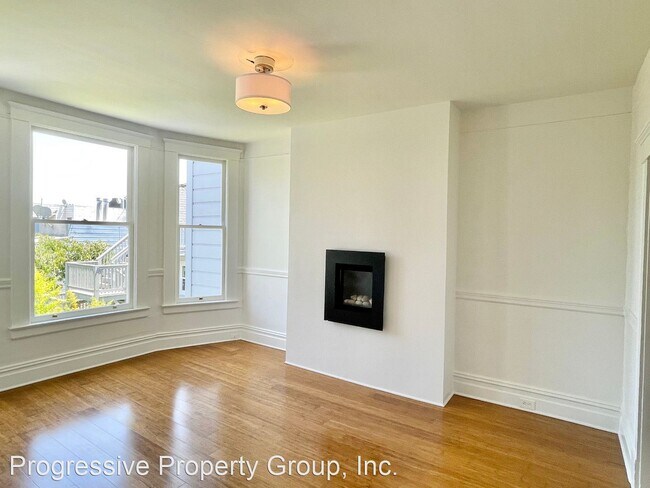 Building Photo - 3 br, 1 bath House - 483 Noe Street