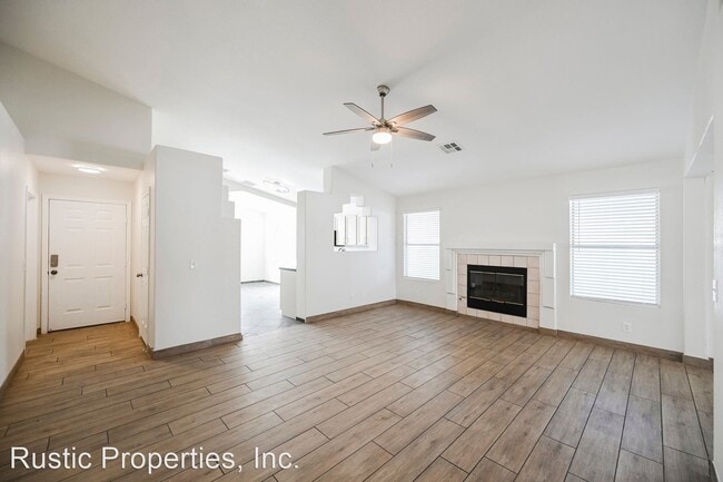 Building Photo - 4 br, 2 bath House - 3708 Alderwood Dr.