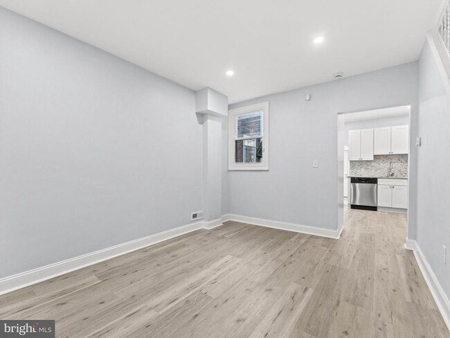 Foto del edificio - 1839 E Clementine St