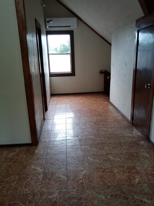 Foto del edificio - 614 Carlson St