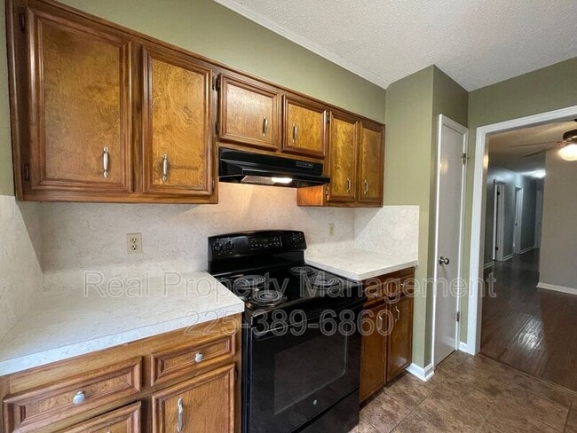 Foto del edificio - 8051 Jefferson Park Dr