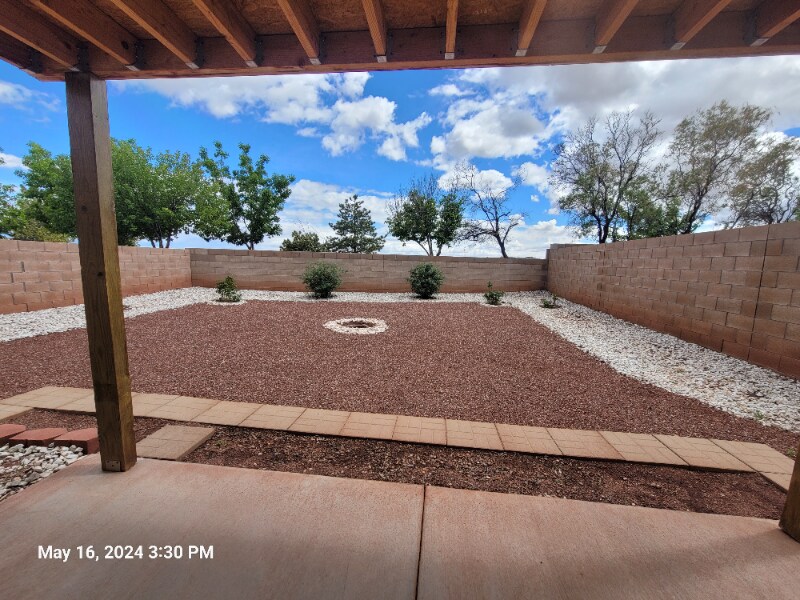Building Photo - 7824 Latir Mesa Rd NW