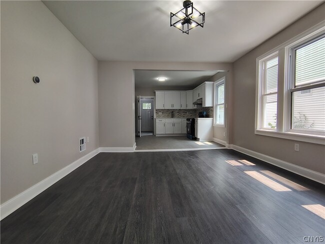 Foto del edificio - 1539 Taylor Ave