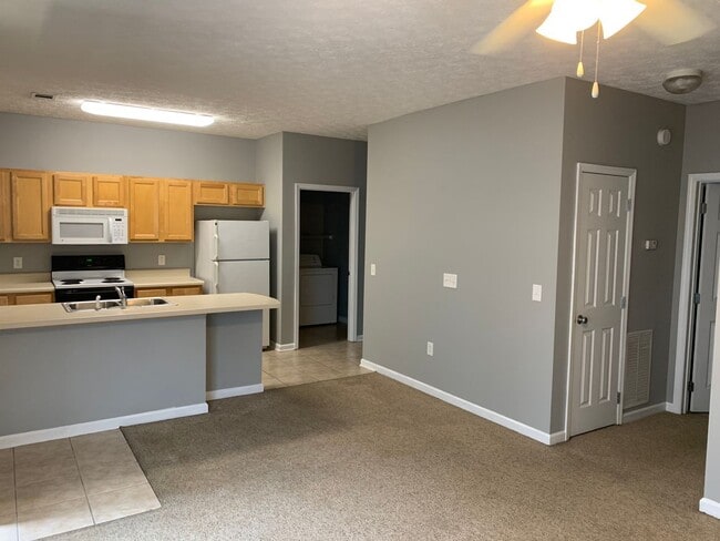 Foto del edificio - Fall 2026 Two Bedroom @ Park Place Condos!