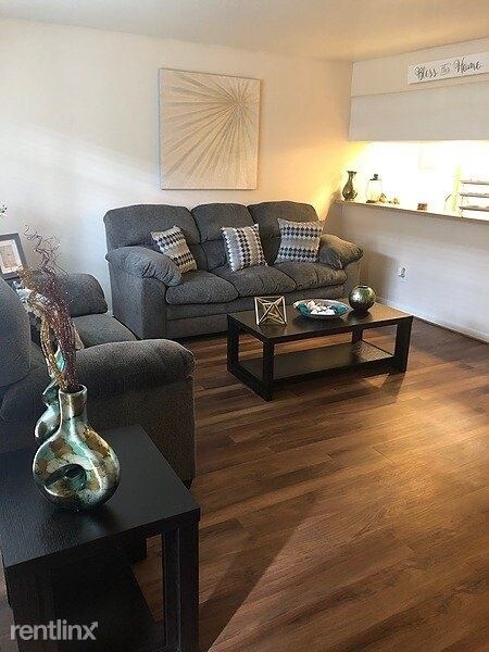 Foto principal - 1 br, 1 bath Apartment - 10100 Kempwood Drive