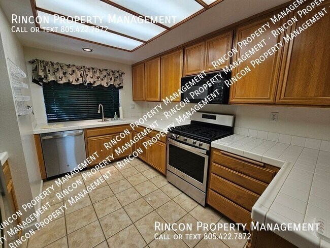 Building Photo - 4975 Dekoven St