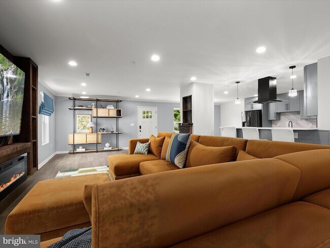 Foto del edificio - 700 Olney Sandy Spring Rd
