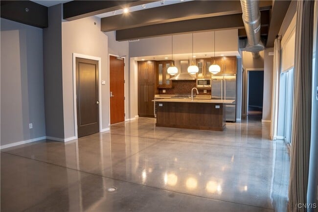 Foto del edificio - 211 W Jefferson St