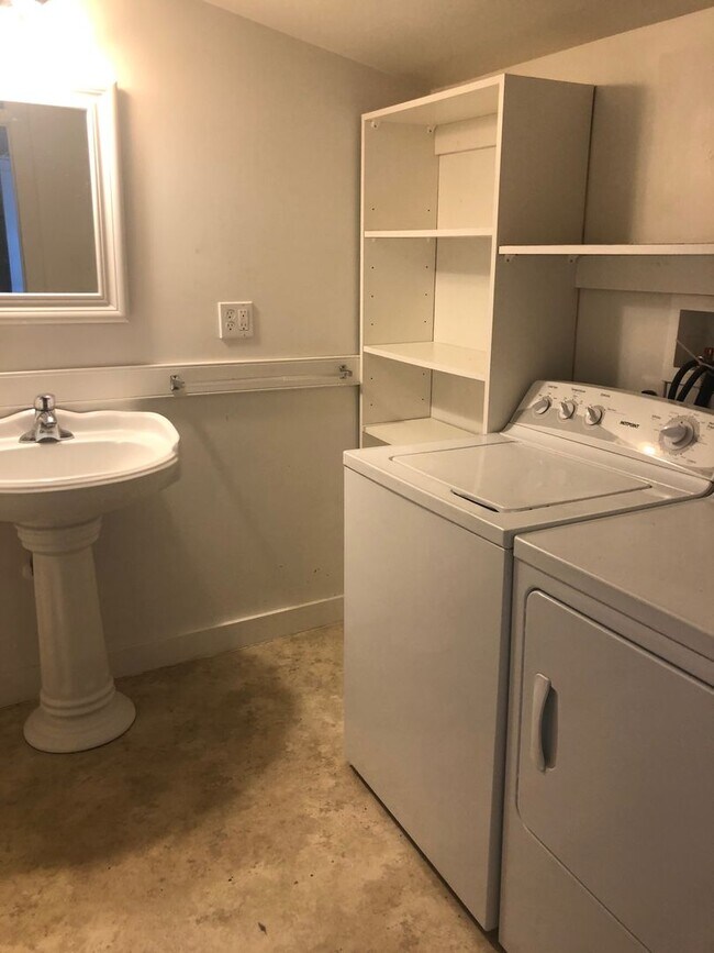 Foto del edificio - 205 Sir Walter Raleigh St