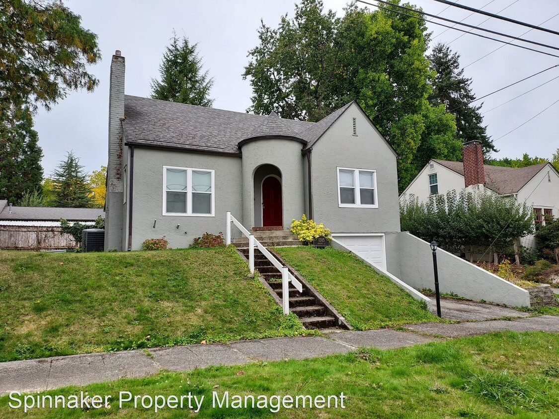 Primary Photo - 3 br, 1 bath House - 1315 Chestnut St SE