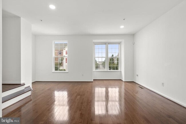 Building Photo - 7364 Matchbox Alley