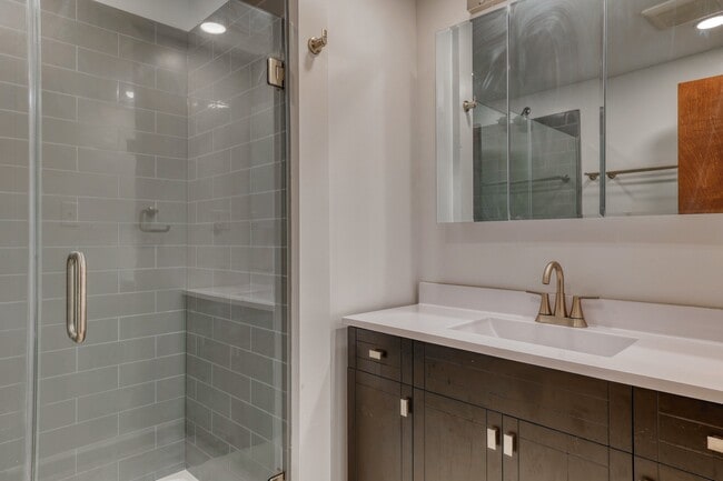 Foto del edificio - 4834 N 106th St